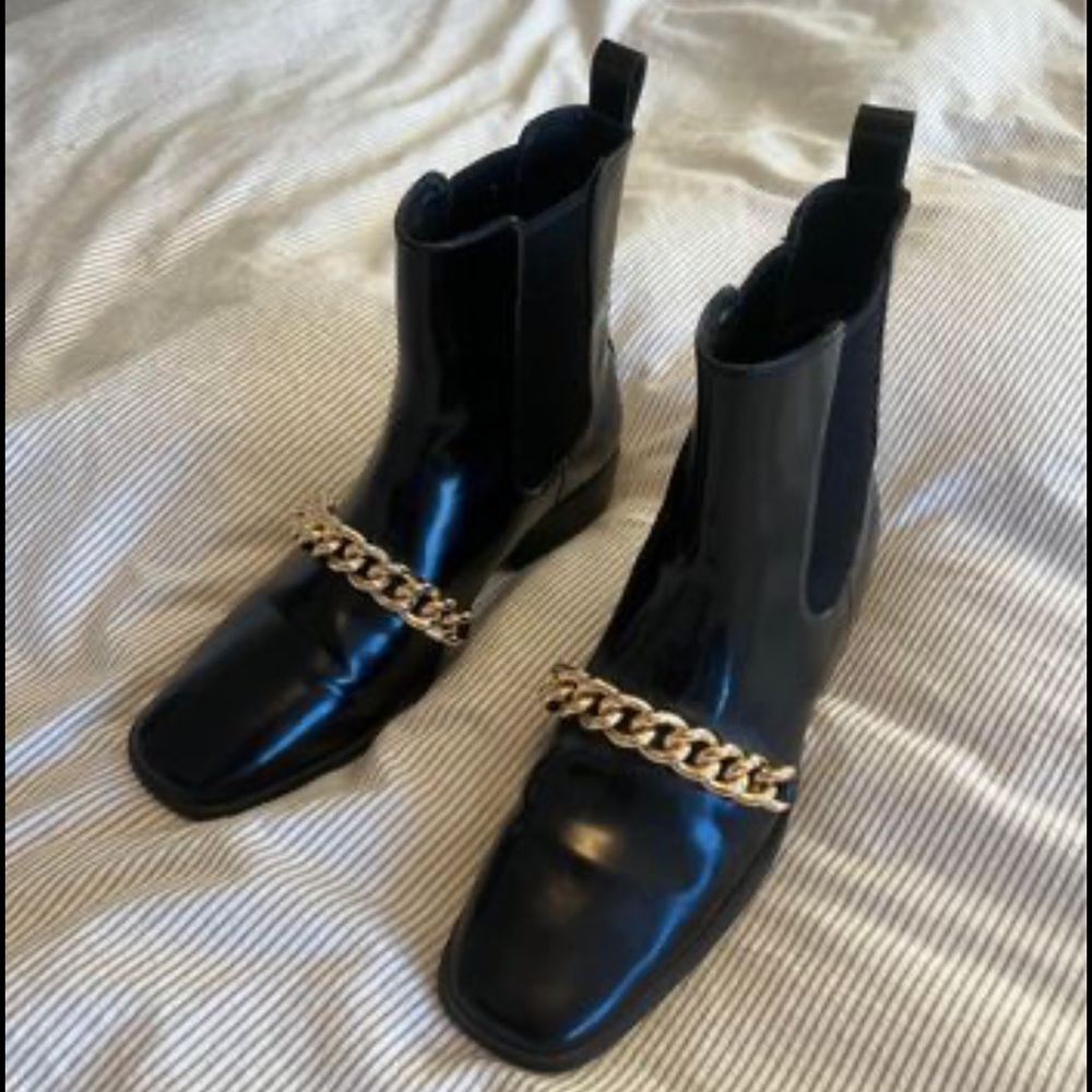 Jeffrey Campbell Black Patent Booties (size 9.5)